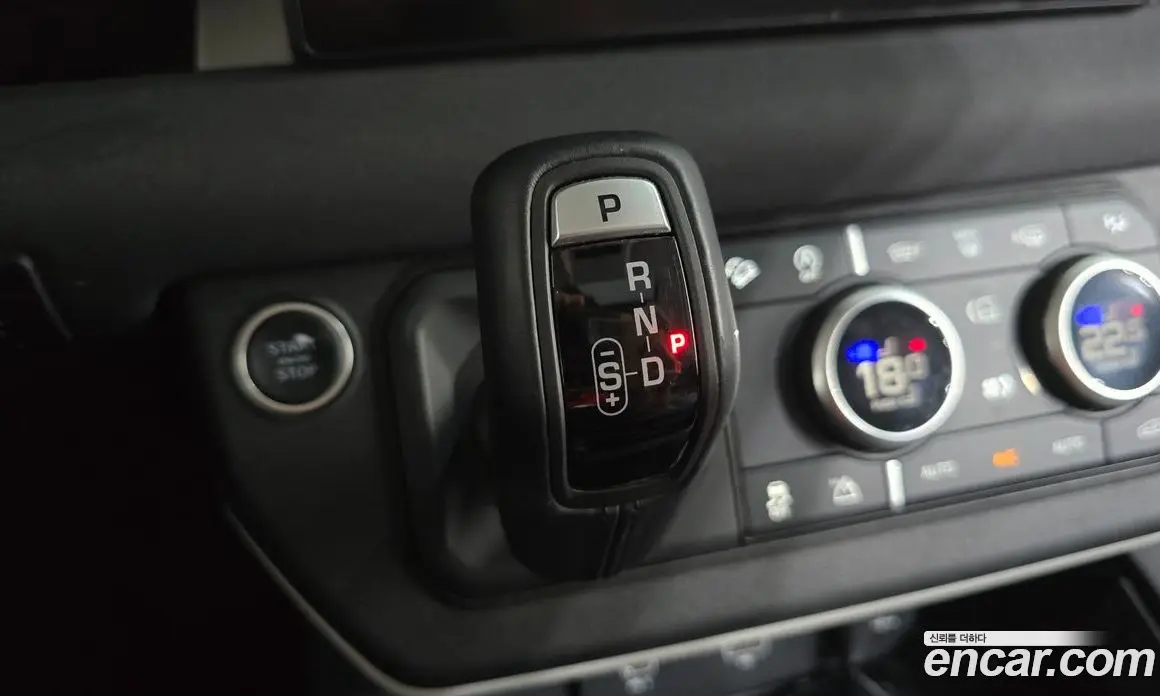 Land Rover Defender 2022 3.0 автомат (гидро), фото 11