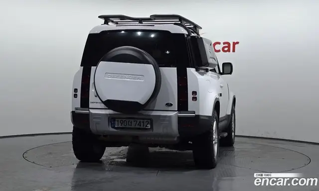 Land Rover Defender 2022 3.0 автомат (гидро), миниатюра 3