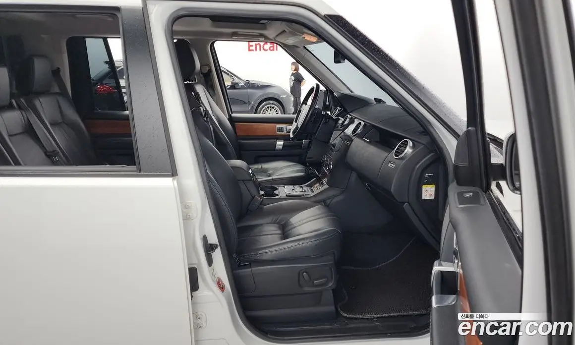 Land Rover Discovery 2012 3.0 автомат (гидро), фото 11 Land Rover Discovery 2012 3.0 автомат (гидро), фото 11