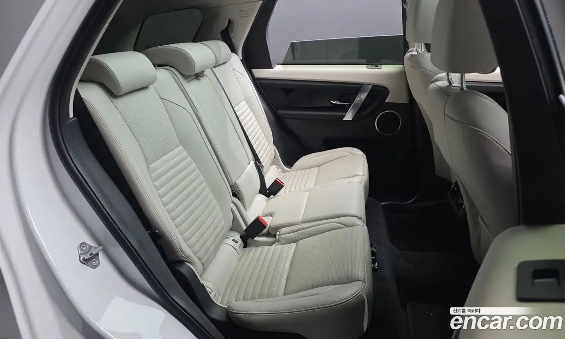 Land Rover Discovery Sport 2022 2.0 автомат (гидро), фото 17