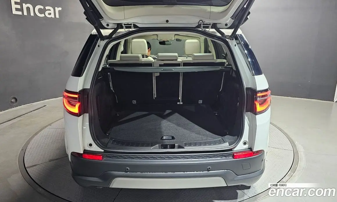 Land Rover Discovery Sport 2022 2.0 автомат (гидро), фото 30