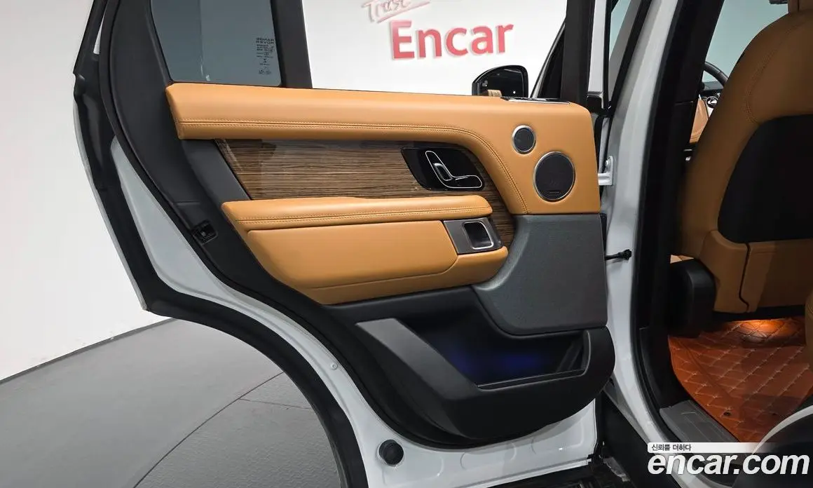Land Rover Range Rover 2019 5.0 автомат (гидро), фото 14