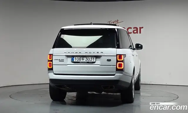 Land Rover Range Rover 2019 5.0 автомат (гидро), миниатюра 3
