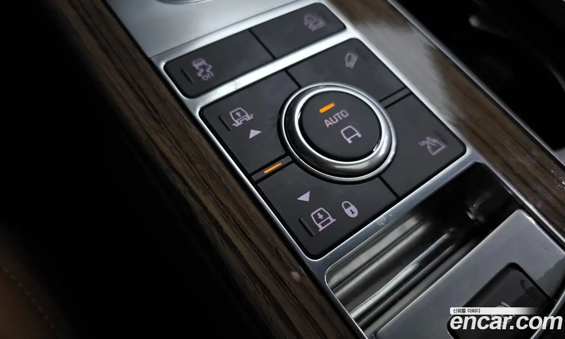 Land Rover Range Rover 2019 5.0 автомат (гидро), фото 21