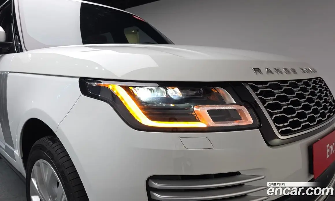 Land Rover Range Rover 2019 5.0 автомат (гидро), фото 7