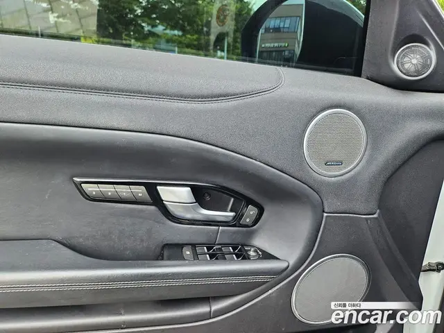 Land Rover Range Rover Evoque 2017 2.0 автомат (гидро), миниатюра 11