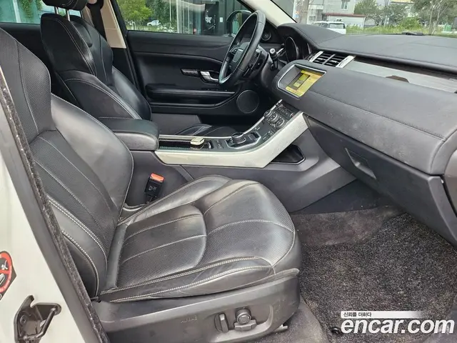 Land Rover Range Rover Evoque 2017 2.0 автомат (гидро), миниатюра 12