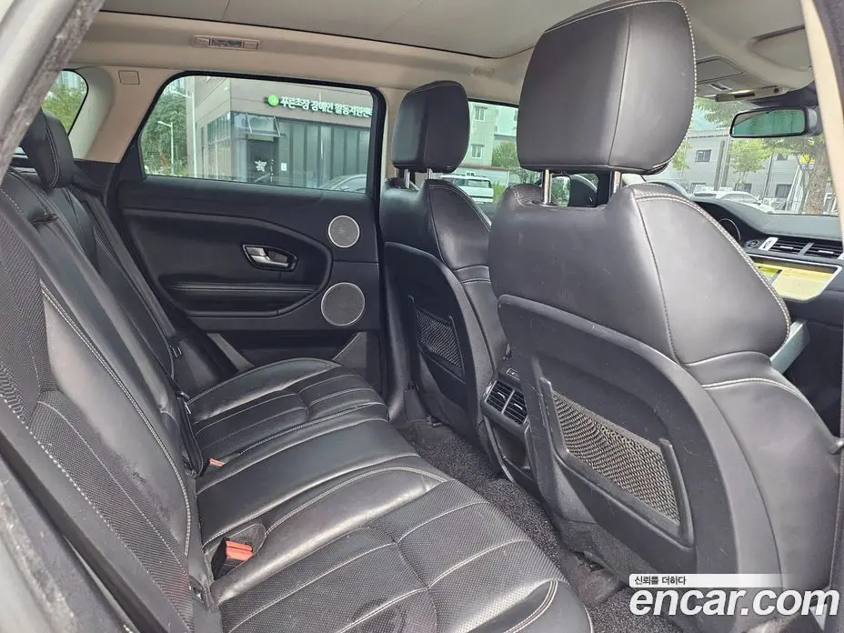 Land Rover Range Rover Evoque 2017 2.0 автомат (гидро), фото 13