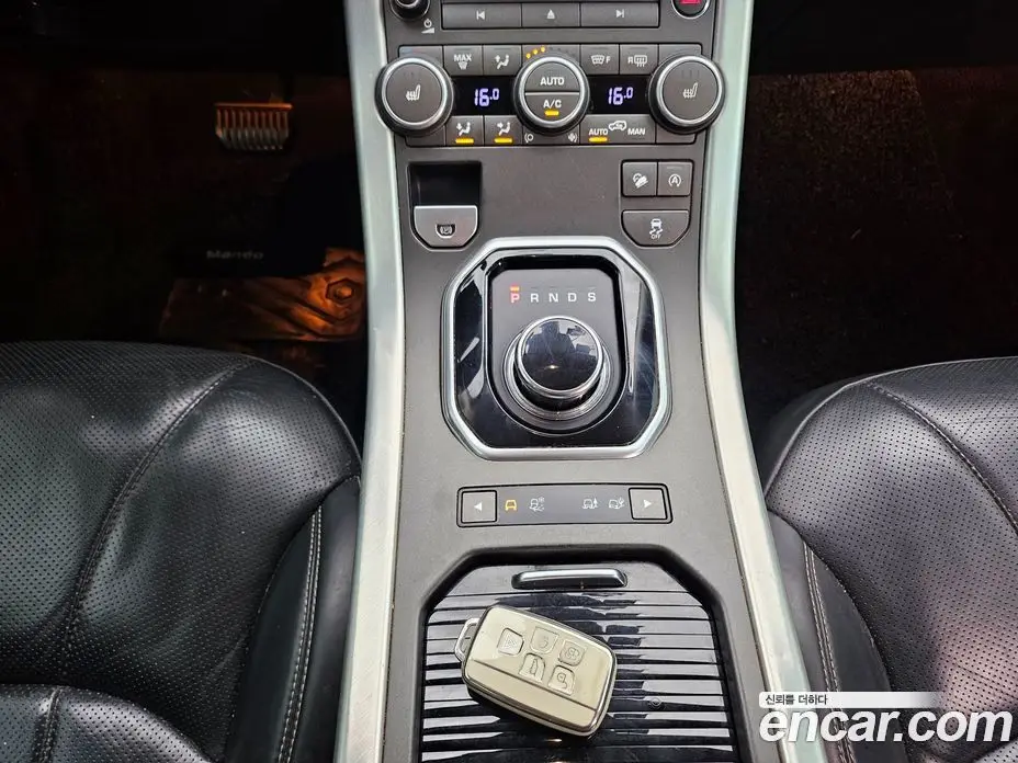 Land Rover Range Rover Evoque 2017 2.0 автомат (гидро), фото 17