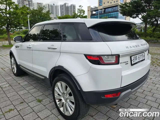Land Rover Range Rover Evoque 2017 2.0 автомат (гидро), миниатюра 5