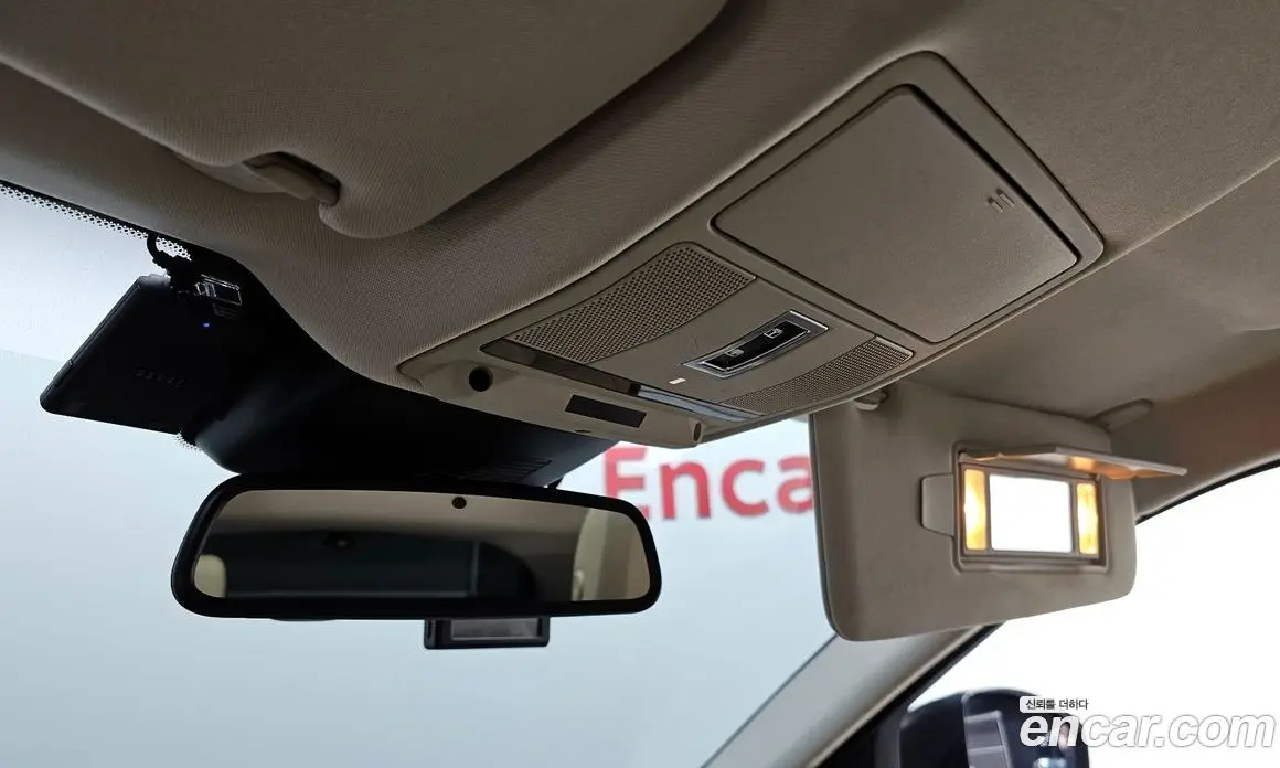 Land Rover Range Rover Evoque 2017 2.0 автомат (гидро), фото 19
