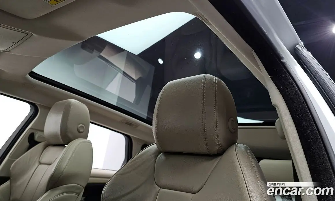 Land Rover Range Rover Evoque 2017 2.0 автомат (гидро), фото 20