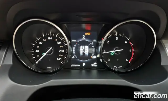 Land Rover Range Rover Evoque 2017 2.0 автомат (гидро), миниатюра 8