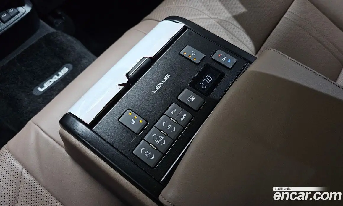 Lexus ES 2023 2.5 автомат (гидро), фото 17
