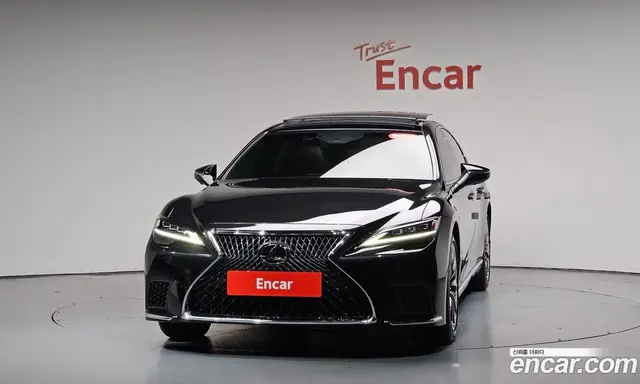 Lexus LS 2022 3.4 автомат (гидро), миниатюра 2