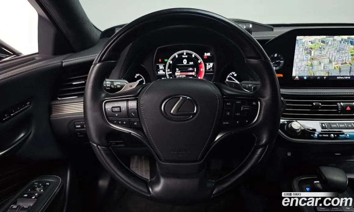 Lexus LS 2022 3.4 автомат (гидро), фото 18