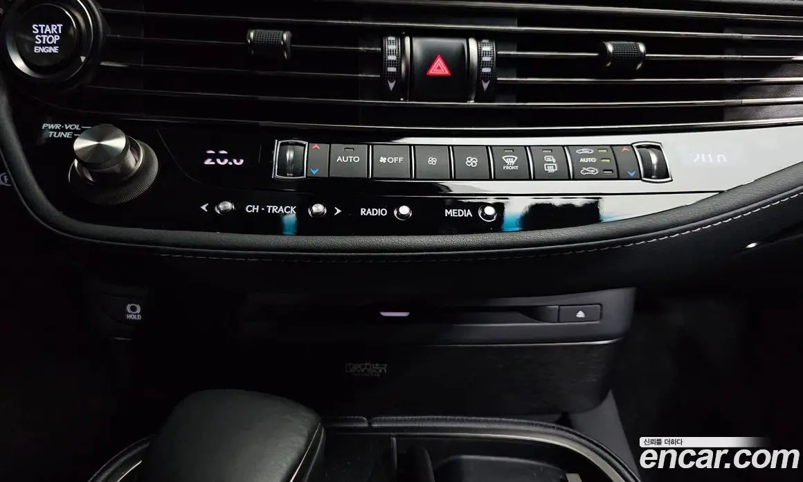 Lexus LS 2022 3.4 автомат (гидро), фото 30