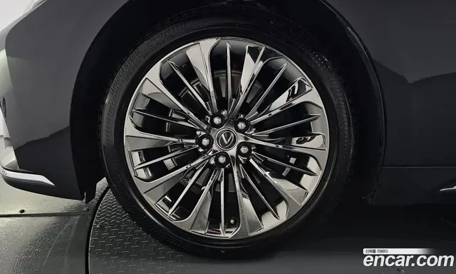 Lexus LS 2022 3.4 автомат (гидро), миниатюра 4