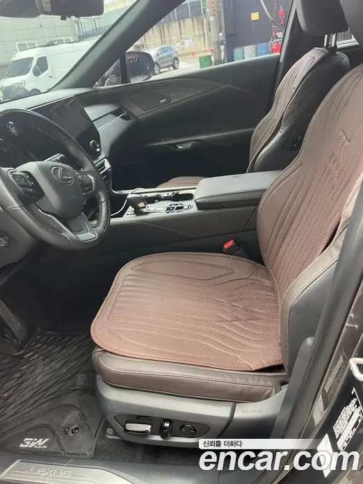Lexus RX 2023 2.5 автомат (вариатор), миниатюра 7