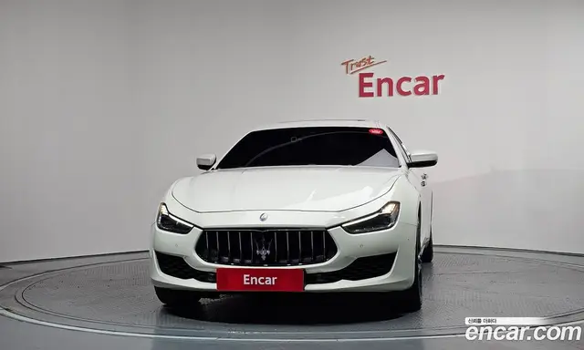 Maserati Ghibli 2019 3.0 автомат (гидро), миниатюра 3