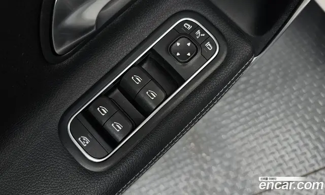 Mercedes-Benz A-Class 2021 2.0 автомат (гидро), миниатюра 12