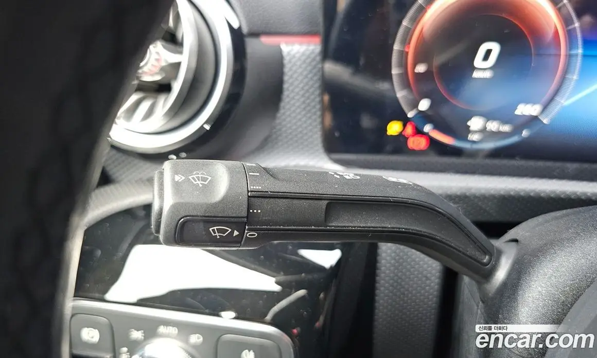 Mercedes-Benz A-Class 2021 2.0 автомат (гидро), фото 15