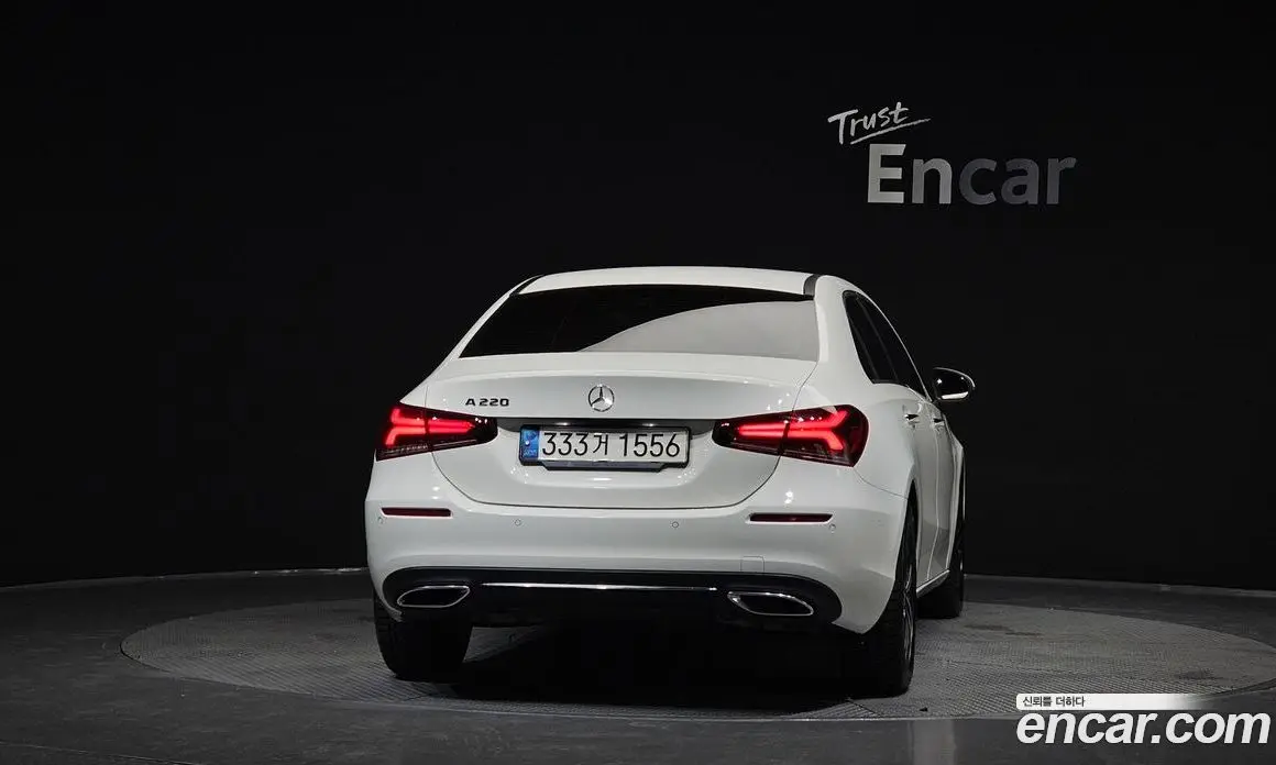 Mercedes-Benz A-Class 2021 2.0 автомат (гидро), фото 4