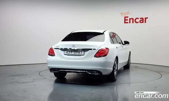 Mercedes-Benz C-Class 2015 2.0 автомат (гидро), миниатюра 4 Mercedes-Benz C-Class 2015 2.0 автомат (гидро), миниатюра 4