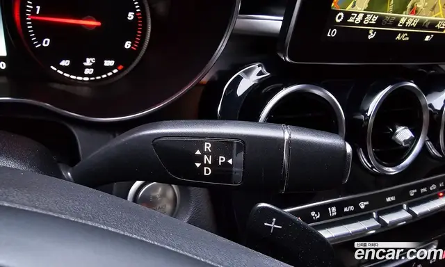 Mercedes-Benz C-Class 2018 2.1 автомат (гидро), миниатюра 12