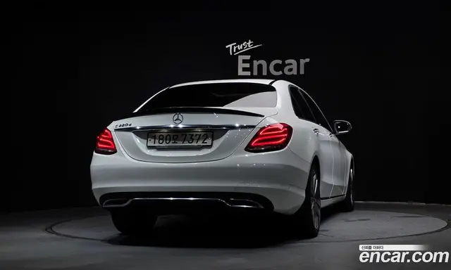 Mercedes-Benz C-Class 2018 2.1 автомат (гидро), миниатюра 4