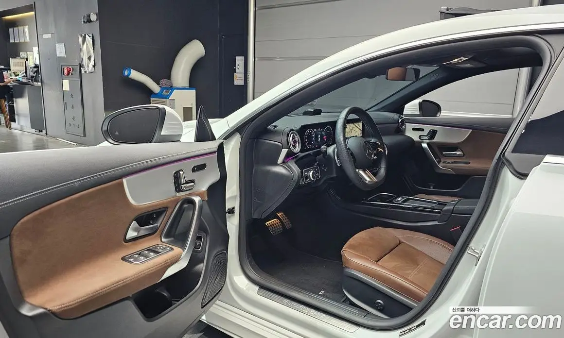 Mercedes-Benz CLA-Class 2024 2.0 автомат (гидро), фото 13