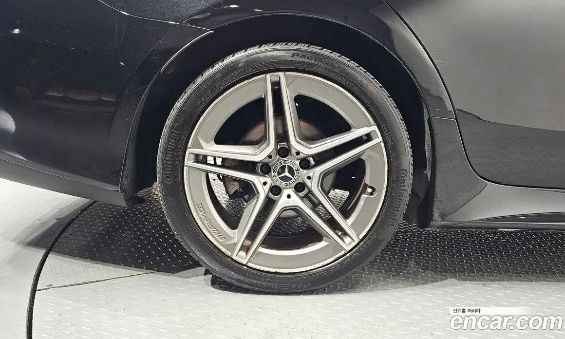 Mercedes-Benz CLS-Class 2019 1.9 автомат (гидро), фото 4
