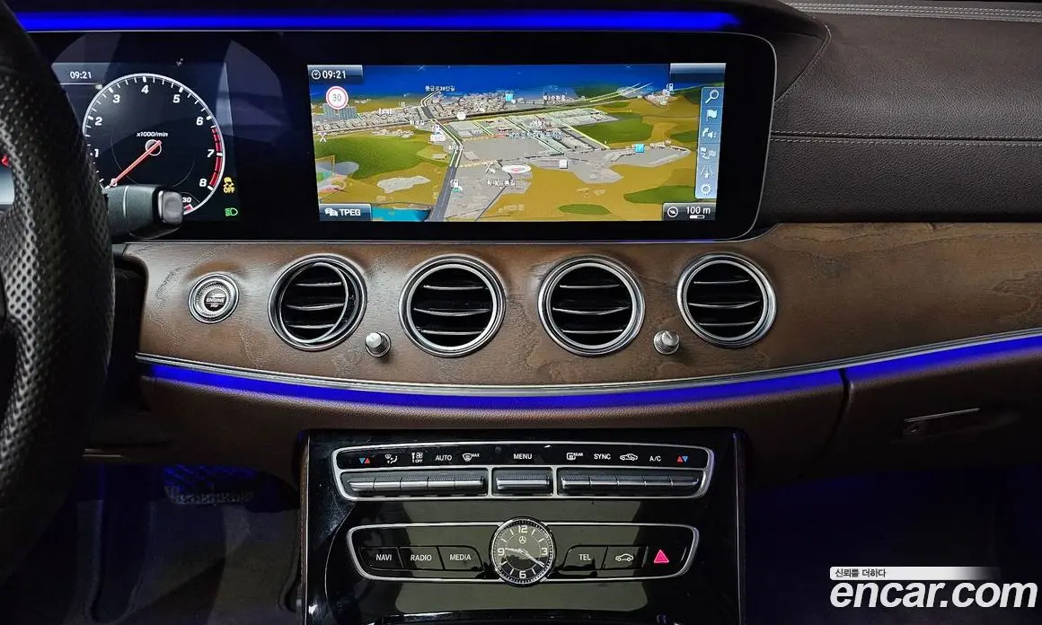 Mercedes-Benz E-Class 2017 2.0 автомат (гидро), фото 13