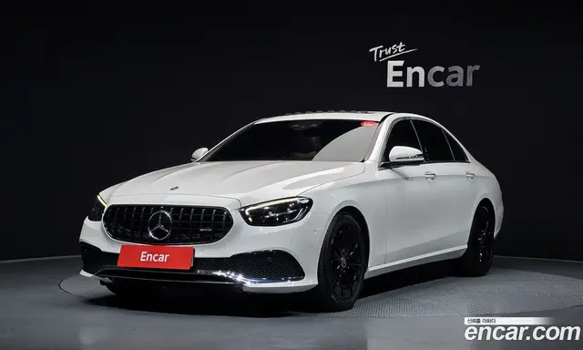 Mercedes-Benz E-Class 2020 2.0 автомат (гидро), миниатюра 1