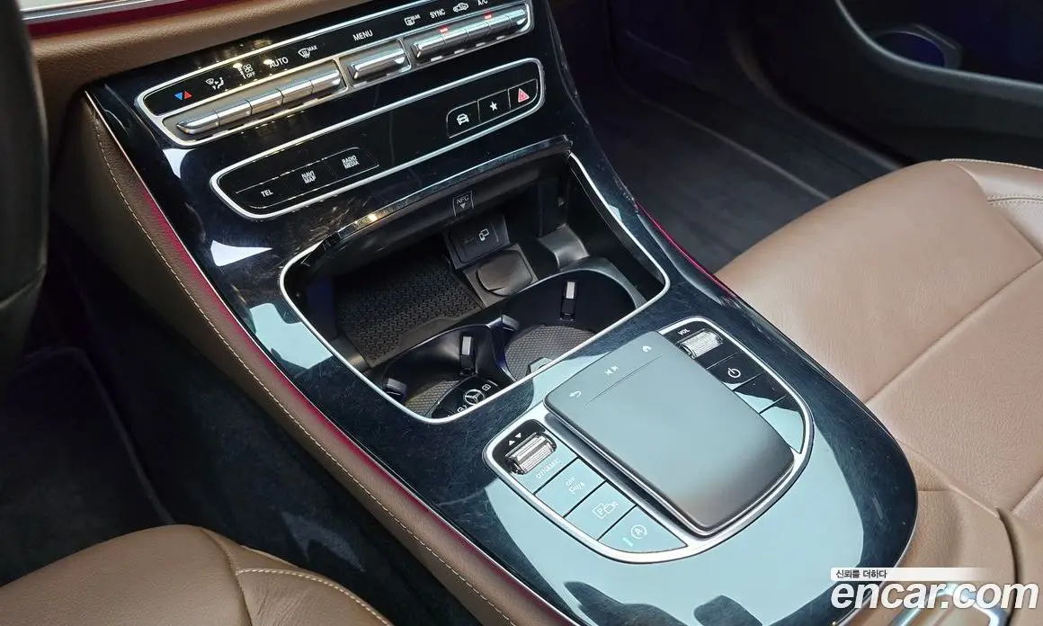 Mercedes-Benz E-Class 2020 2.0 автомат (гидро), фото 16