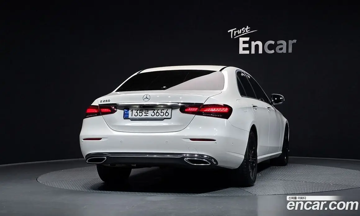 Mercedes-Benz E-Class 2020 2.0 автомат (гидро), фото 4