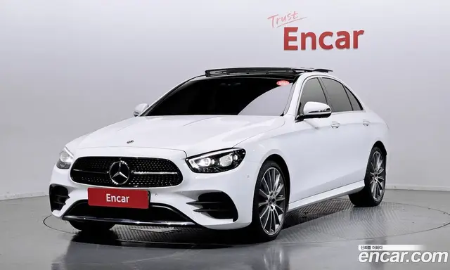 Mercedes-Benz E-Class 2021 2.0 автомат (гидро), миниатюра 1