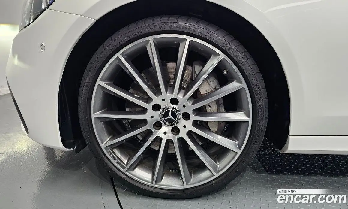 Mercedes-Benz E-Class 2021 2.0 автомат (гидро), фото 5