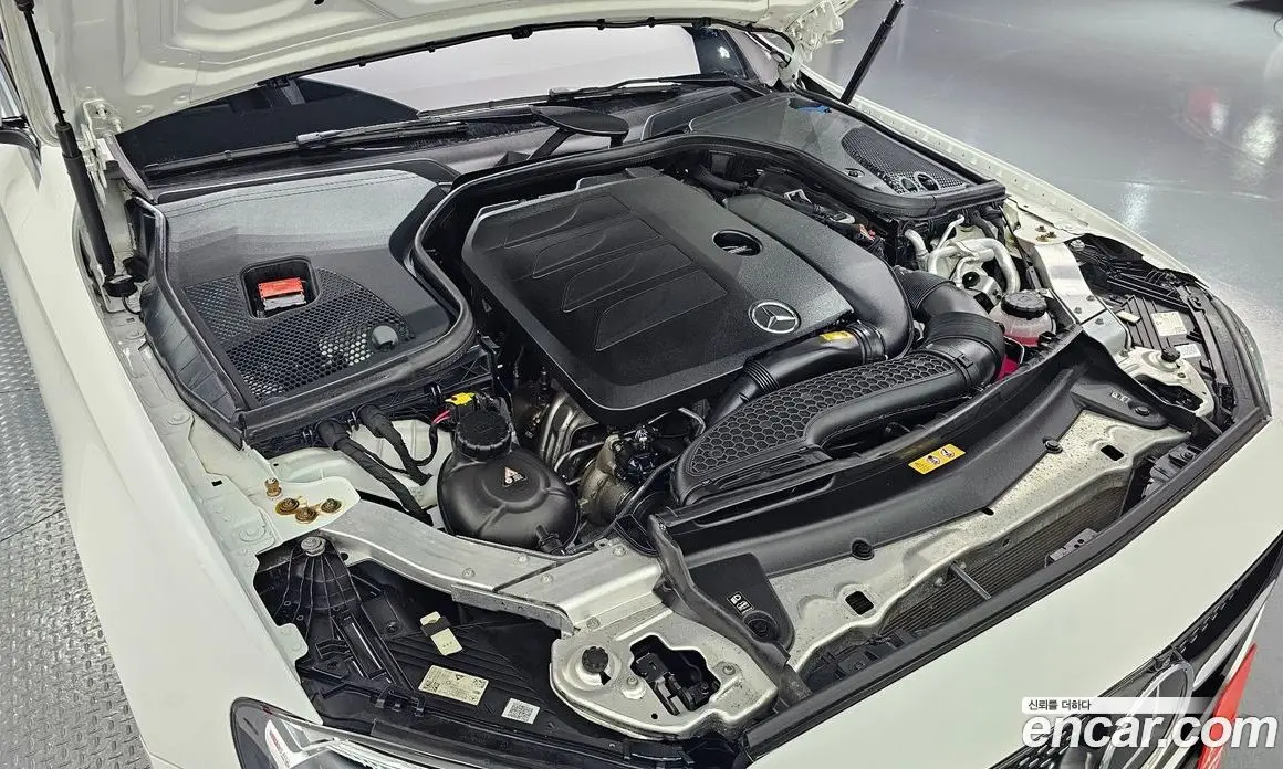 Mercedes-Benz E-Class 2021 2.0 автомат (гидро), фото 6