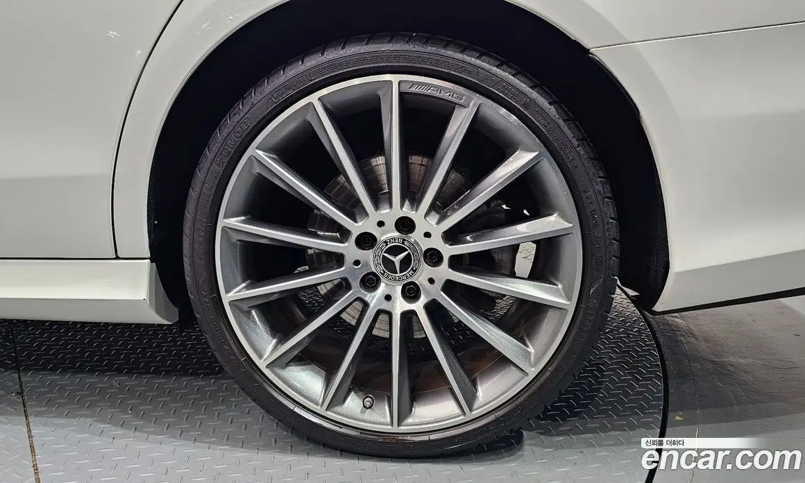 Mercedes-Benz E-Class 2021 2.0 автомат (гидро), фото 7