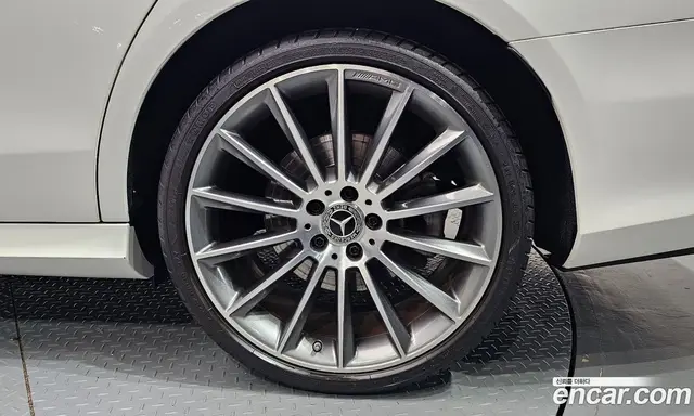 Mercedes-Benz E-Class 2021 2.0 автомат (гидро), миниатюра 7