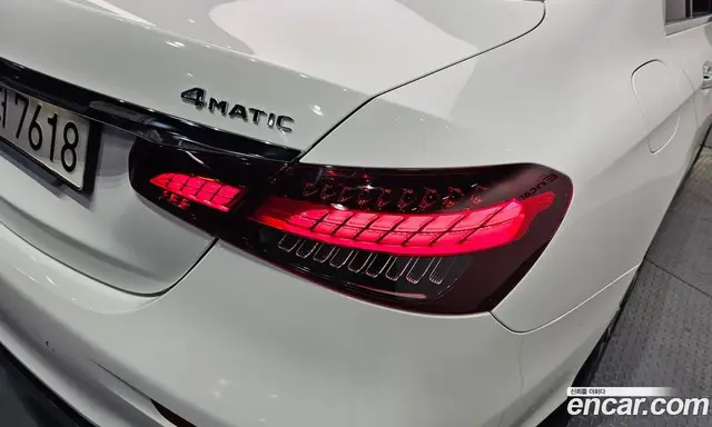 Mercedes-Benz E-Class 2021 2.0 автомат (гидро), миниатюра 9