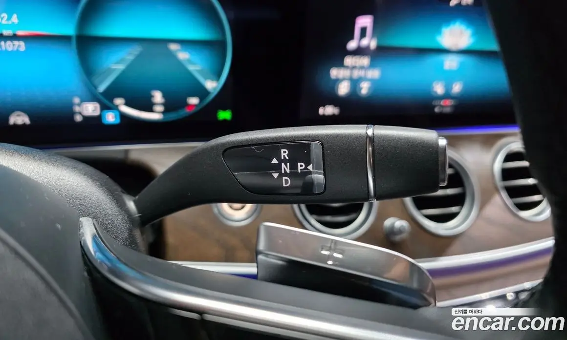 Mercedes-Benz E-Class 2022 2.0 автомат (гидро), фото 12