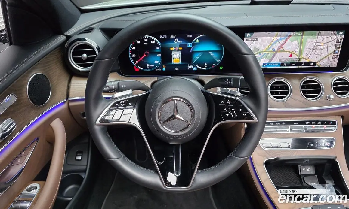 Mercedes-Benz E-Class 2022 2.0 автомат (гидро), фото 20