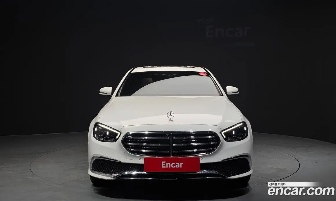 Mercedes-Benz E-Class 2022 2.0 автомат (гидро), фото 3