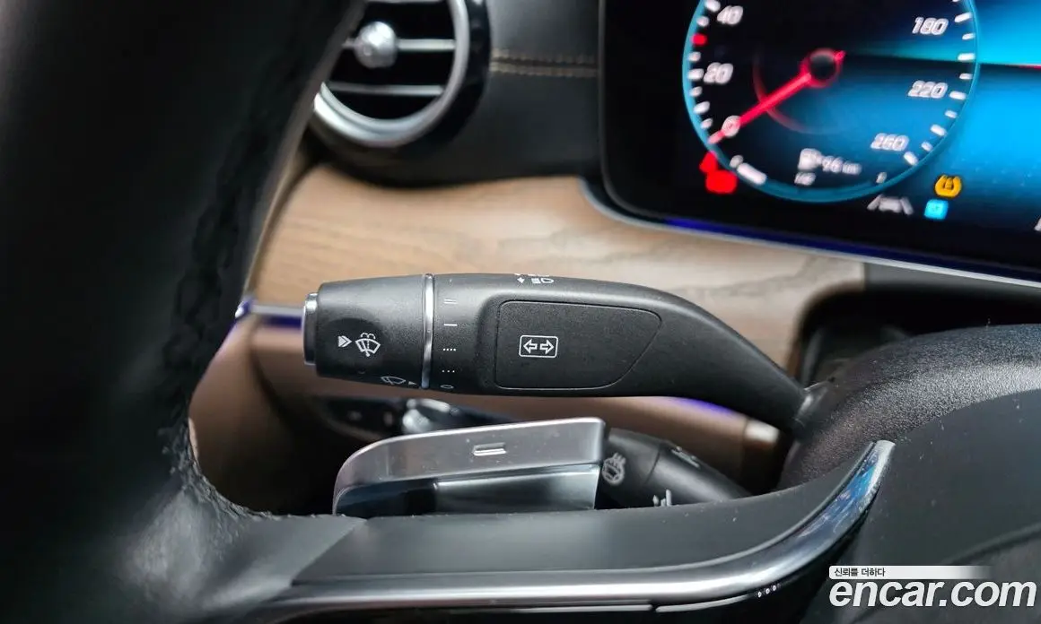 Mercedes-Benz E-Class 2022 2.0 автомат (гидро), фото 28