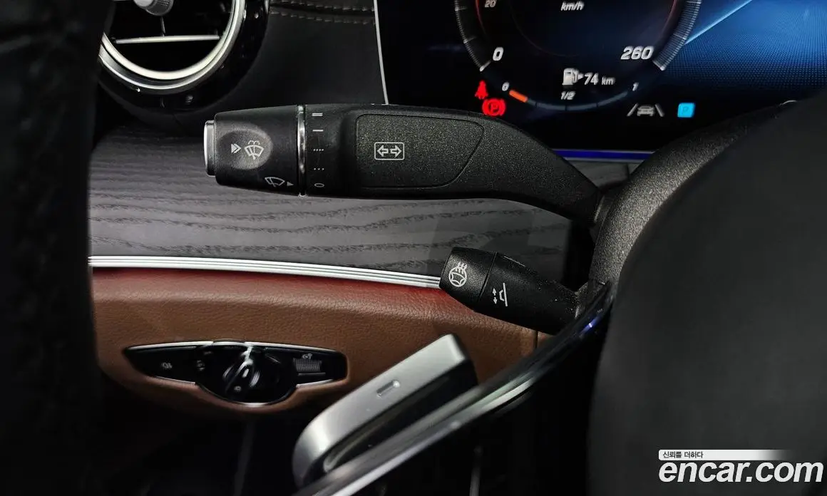 Mercedes-Benz E-Class 2023 2.0 автомат (гидро), фото 24