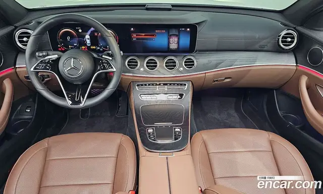 Mercedes-Benz E-Class 2023 2.0 автомат (гидро), миниатюра 10