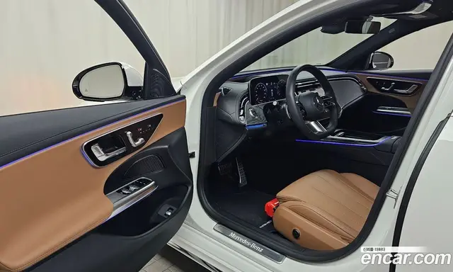 Mercedes-Benz E-Class 2025 2.0 автомат (гидро), миниатюра 12