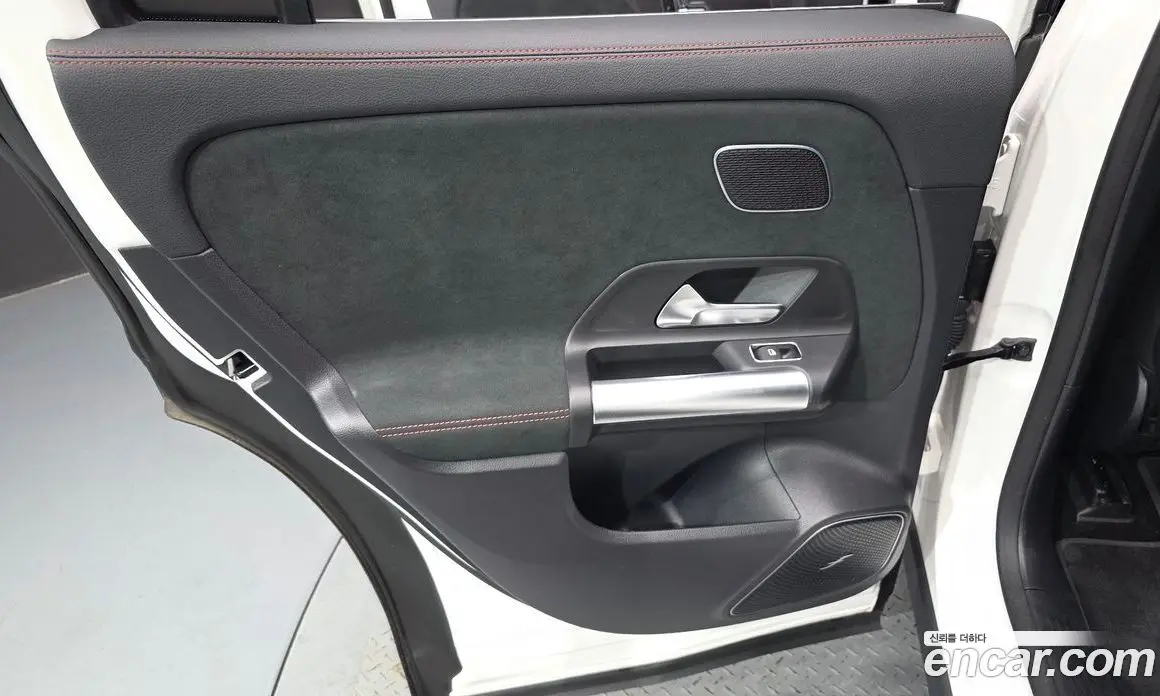 Mercedes-Benz EQA 2024 0.2 автомат (гидро), фото 15